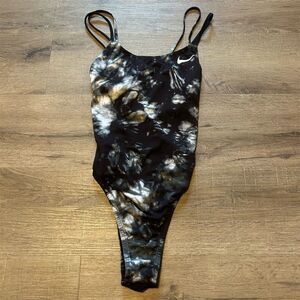 Nike Women's Tie Dye Spiderback One Piece Swimsuit Black Size M